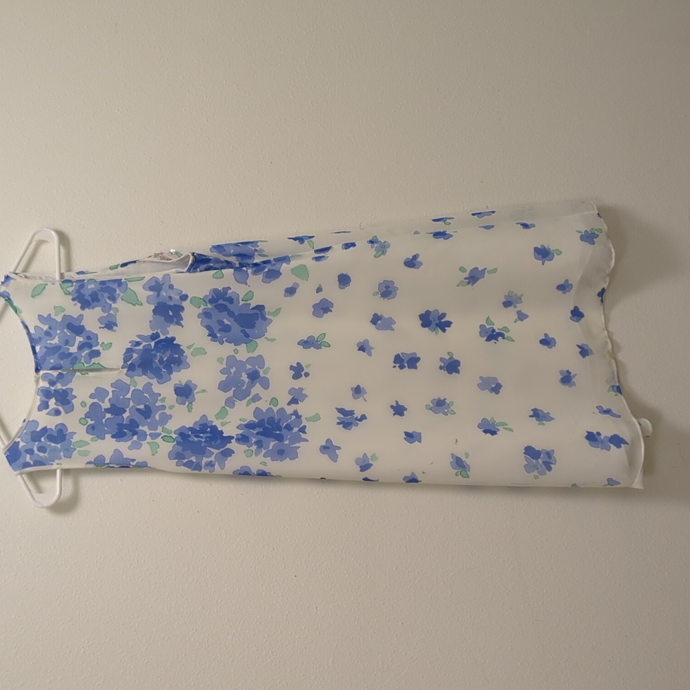 MSSP Max Studio Floral Dress - Elegant White with Blue Accents - Picture 7 of 14
